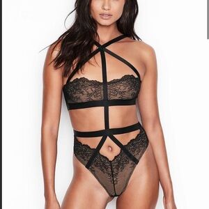 NWOT Victoria’s Secret Strappy High Neck Teddy